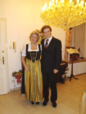 http://www.klavierkunst.at/Jan_Petryka_Ellen_van_Lier.jpg